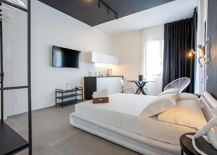 Labotanica_casalounge شقة فندقية 4*